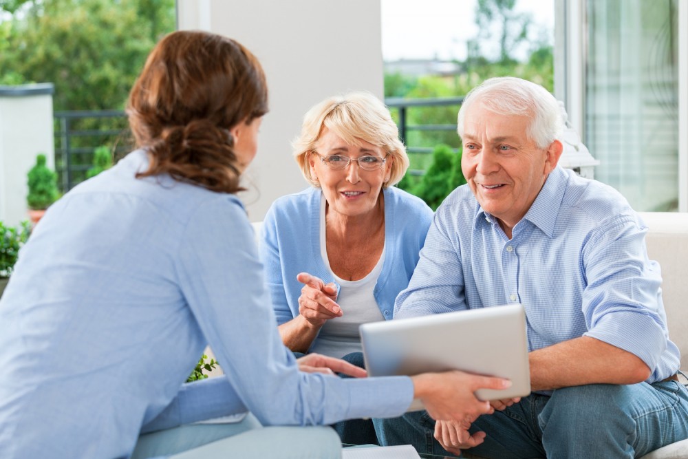 Comment suggérer à vos parents d’envisager de vivre en résidence pour personnes âgées?