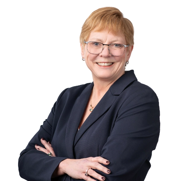 Lynda Washkau Senior Living Advisor Visavie Compassionate senior care professional promoting quality elderly living at Visavie.