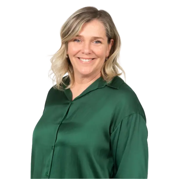 Sylvie Beaulieu, Visavie Authorized Senior Living Advisor Compassionate senior living advisor smiling in green blouse for Visavie.
